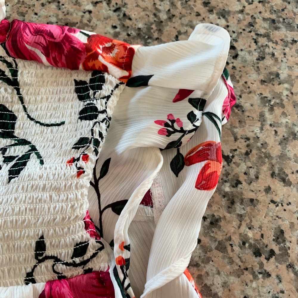 Sheer High Neck Floral Blouse - Picture 3 of 8